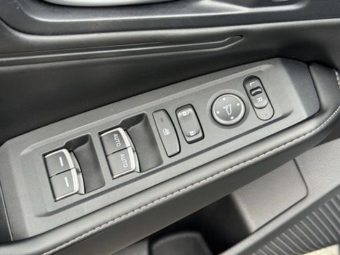 Used 2023 Honda Accord Sport image 25