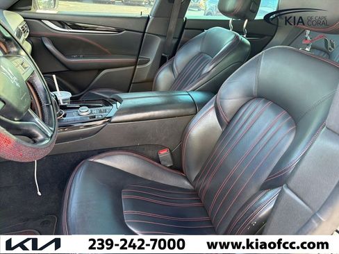 Used 2017 Maserati Levante S image 3