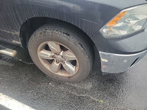 Used 2017 RAM 1500 Big Horn image 5