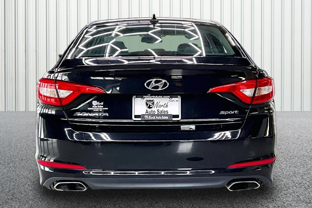 Used 2017 Hyundai Sonata Sport w/ Value Edition Package 02 FWD image 5