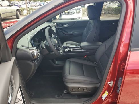 New 2026 Chevrolet Equinox LT w/ Convenience Package II image 18