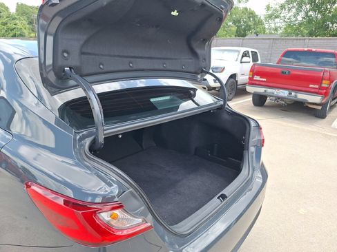 Used 2025 Toyota Camry SE w/ Convenience Package FWD image 36