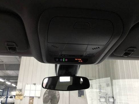 Used 2025 Chevrolet Blazer LT image 30