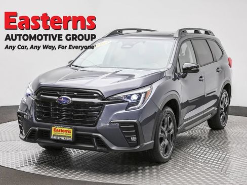 Used 2023 Subaru Ascent Onyx Edition AWD/4WD image 1