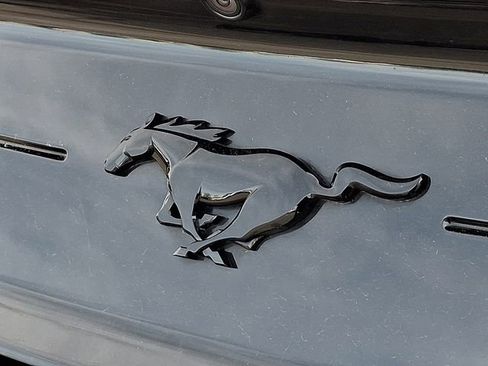 Used 2021 Ford Mustang Convertible w/ Equipment Group 101A image 33