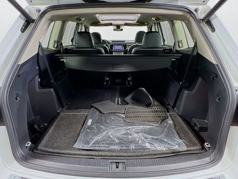 Used 2019 Volkswagen Atlas SEL Premium image 27