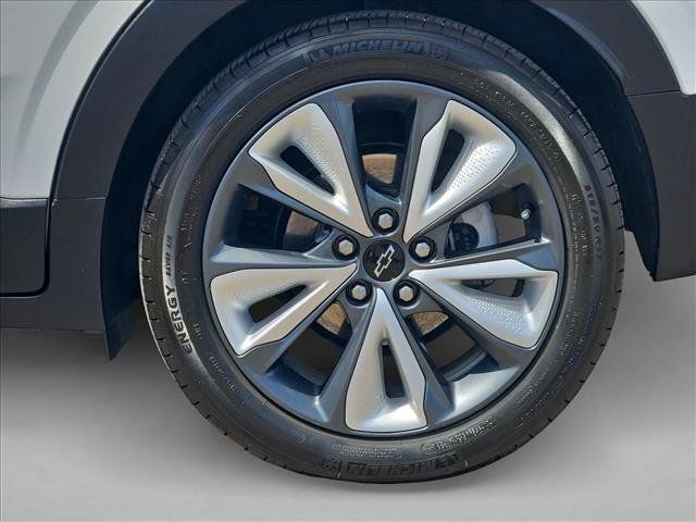 Certified 2023 Chevrolet Bolt EUV LT w/ Convenience Package FWD image 29