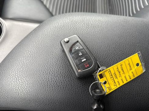 Used 2023 Toyota Camry SE image 20