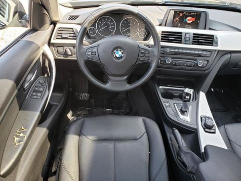 Used 2015 BMW 320i xDrive Sedan AWD/4WD image 15