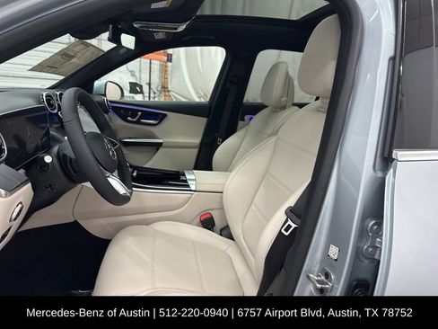 Used 2026 Mercedes-Benz GLC 300 image 19
