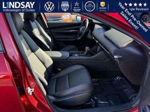 Used 2022 MAZDA MAZDA3 s image 12