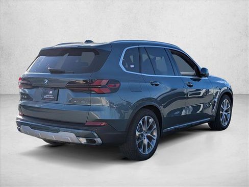 New 2026 BMW X5 xDrive50e AWD/4WD image 2