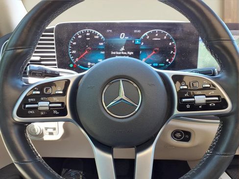 Used 2020 Mercedes-Benz GLS 450 4MATIC image 12