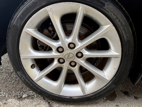 Used 2013 Lexus CT 200h image 26