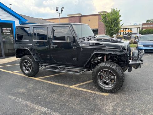 Used 2016 Jeep Wrangler Unlimited Sport w/ Quick Order Package 24S AWD/4WD image 3
