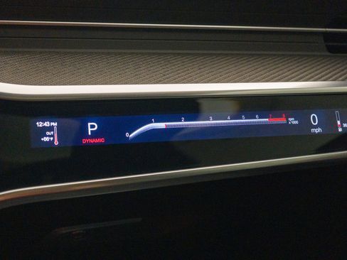 Used 2024 Audi RS 6 performance w/ Black Optic Package image 32