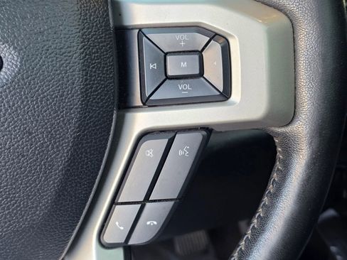 Used 2019 Ford F250 Lariat w/ Lariat Ultimate Package AWD/4WD image 22