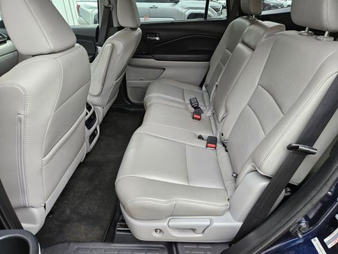 Used 2016 Honda Pilot Touring image 15