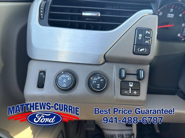 Used 2016 GMC Yukon SLT w/ Open Road Package AWD/4WD image 28