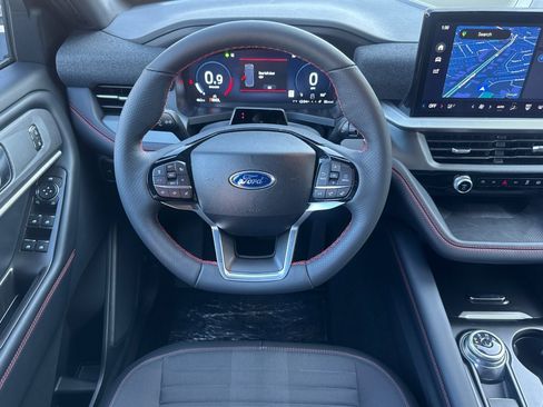 New 2025 Ford Explorer ST-Line w/ ST-Line Street Pack image 13