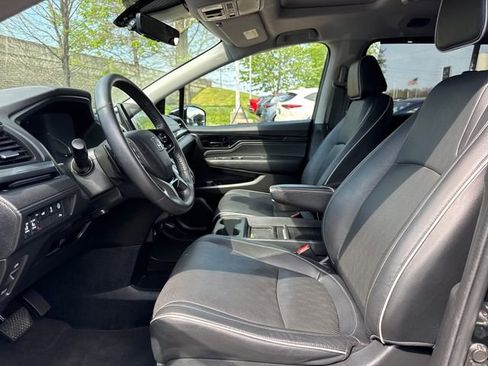 Used 2024 Honda Odyssey Elite image 14