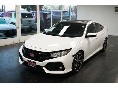 Used 2018 Honda Civic Si image 3