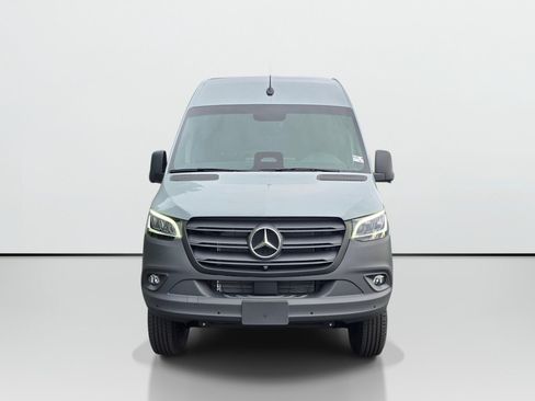 New 2026 Mercedes-Benz Sprinter 2500 image 8
