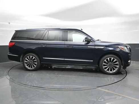 Used 2021 Lincoln Navigator L Reserve w/ Luxury Package AWD/4WD image 5