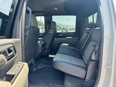 New 2026 Chevrolet Silverado 2500 ZR2 w/ LPO, Dark Essentials Package AWD/4WD image 17