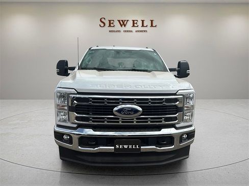 New 2025 Ford F350 XL w/ XL Chrome Package image 8