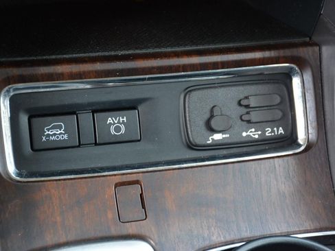 Used 2021 Subaru Ascent Touring AWD/4WD image 32