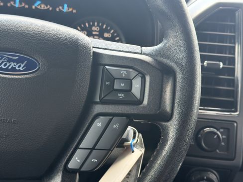 Used 2020 Ford F150 XLT w/ Equipment Group 302A Luxury AWD/4WD image 19