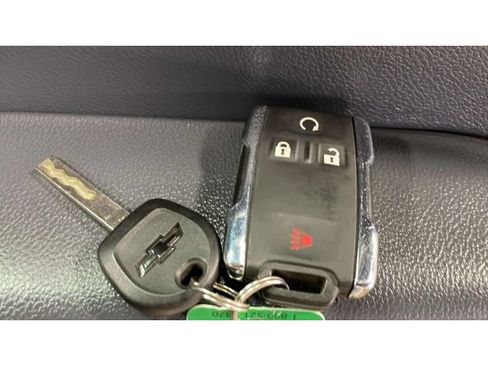 Used 2020 Chevrolet Colorado Z71 AWD/4WD image 19
