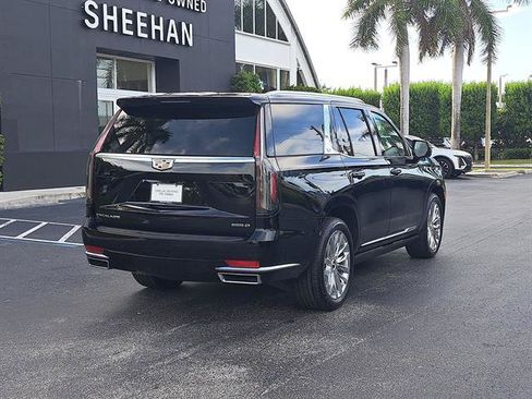 Certified 2023 Cadillac Escalade Premium Luxury w/ Performance Package AWD/4WD image 24