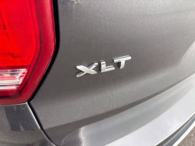 Used 2016 Ford Explorer XLT w/ Equipment Group 202A AWD/4WD image 5