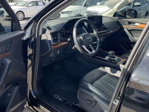 Certified 2022 Audi Q5 2.0T Premium Plus w/ Premium Plus Package image 2