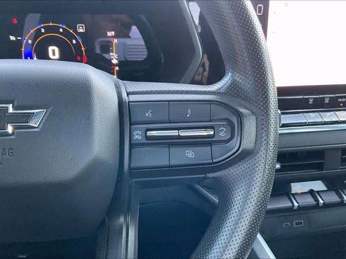 Used 2023 Chevrolet Colorado Trail Boss w/ Technology Package image 23