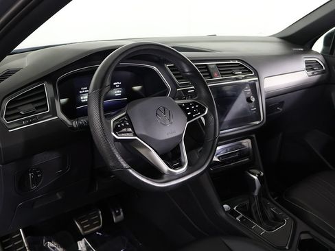 Used 2024 Volkswagen Tiguan SE R-Line FWD image 28