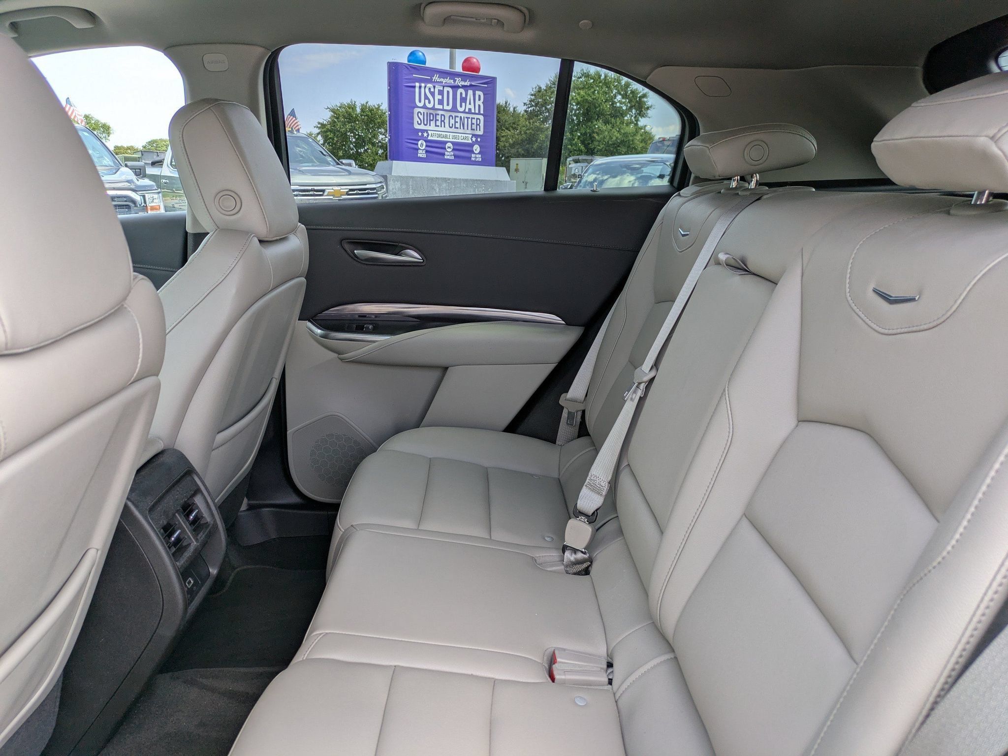 Used 2023 Cadillac XT4 Luxury FWD image 15