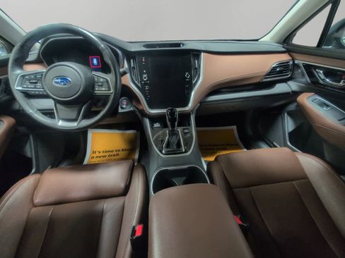 Used 2024 Subaru Outback Touring AWD/4WD image 11