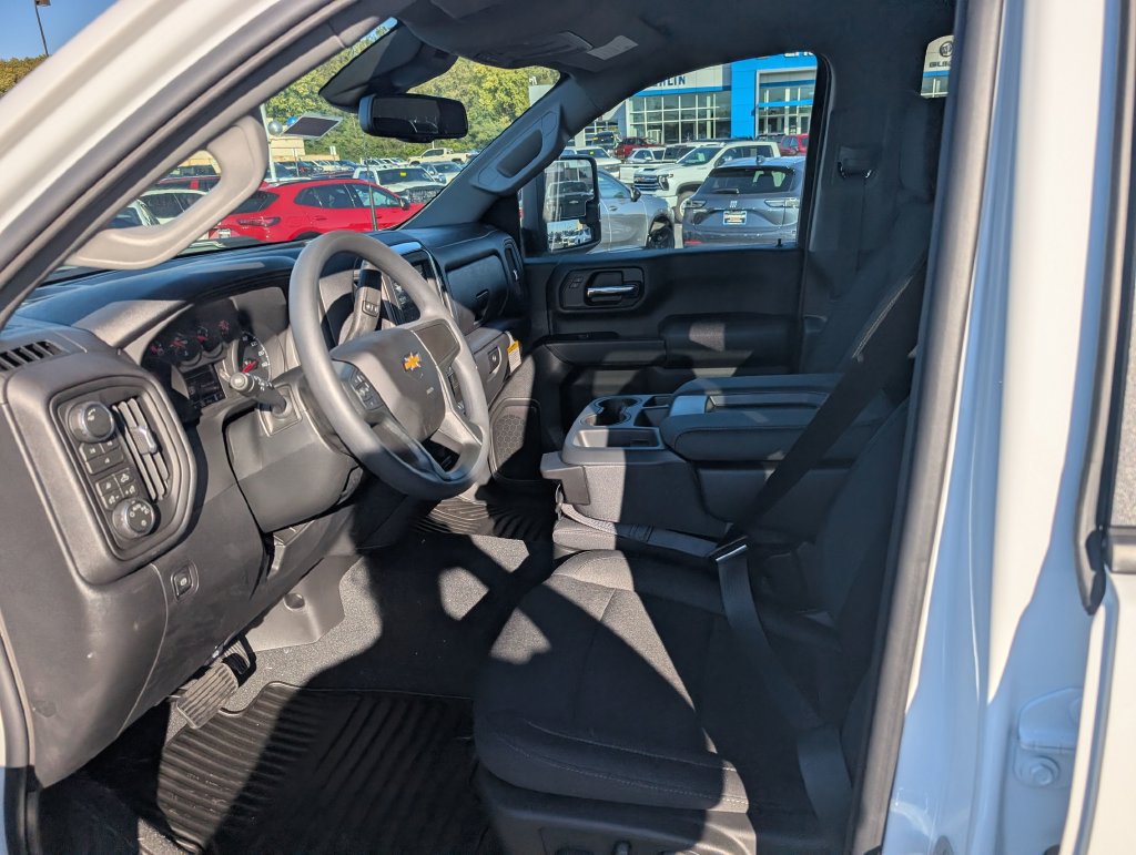 New 2026 Chevrolet Silverado 2500 Custom w/ Custom Value Package AWD/4WD image 19