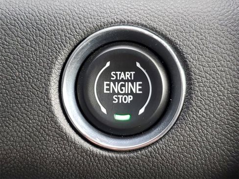 Used 2025 GMC Acadia Elevation image 32