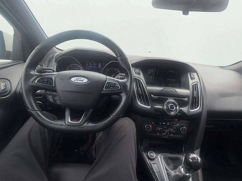 Used 2016 Ford Focus ST w/ Equipment Group 401A FWD image 14