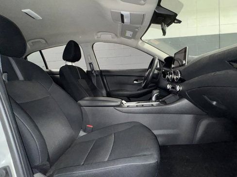 Used 2023 Nissan Sentra SV FWD image 8