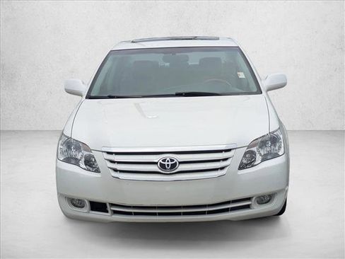 Used 2007 Toyota Avalon Limited FWD image 2