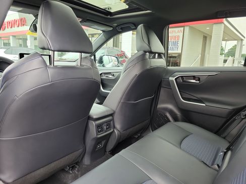 Used 2024 Toyota RAV4 XSE w/ Weather Package AWD/4WD image 14