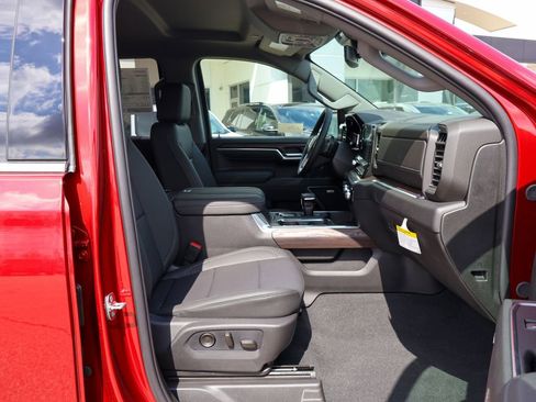 New 2026 GMC Sierra 1500 SLT w/ SLT Premium Plus Package image 29