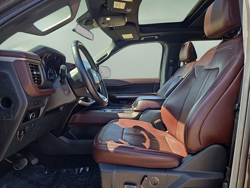 Used 2024 Ford Expedition Max Limited RWD image 25