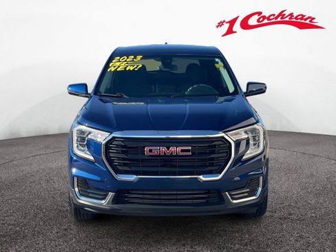 Used 2023 GMC Terrain SLE w/ LPO, Floor Liner Package FWD image 31