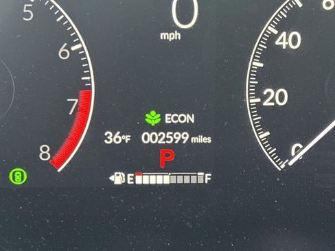 Used 2026 Honda HR-V LX image 6